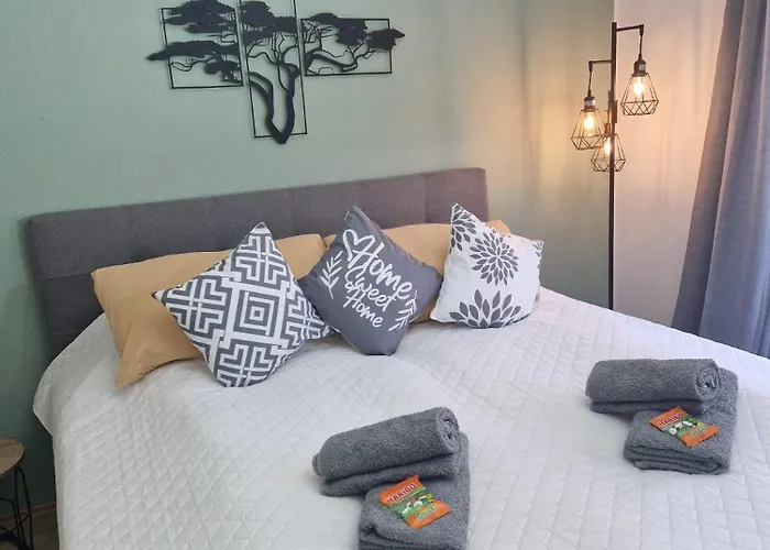 Apartment Dehome - Enjoy - By Station