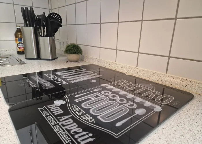 Dehome - Enjoy - By Station Lejlighed *